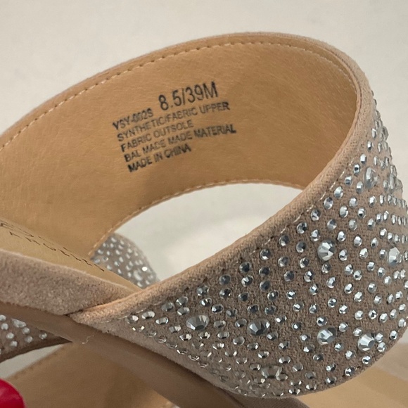 CHINESE LAUNDRY Double Strap Rhinestone Clear Heels Size 8.5 - Picture 2 of 4